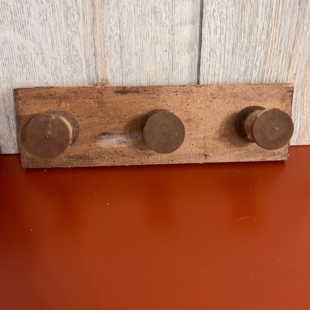 Rustic Wood Spool Wall Rack 3 Hook Farmhouse Twine Wrapped Peg Coat‎ Hanger
